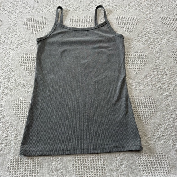 No Boundaries Ribbed Tank (M) - Picture 1 of 5